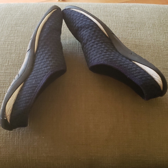 LL Bean Ultra Light Walking Sneakers Sz 9 M - Picture 4 of 8